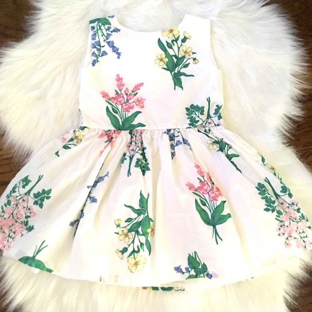 Girls dress